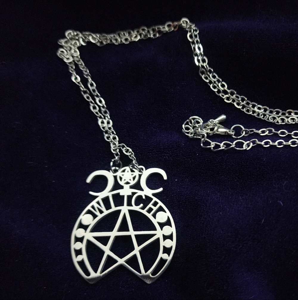 Brand New, Silver-tone, Triple Moon, "Witch" Pentacle Necklace
